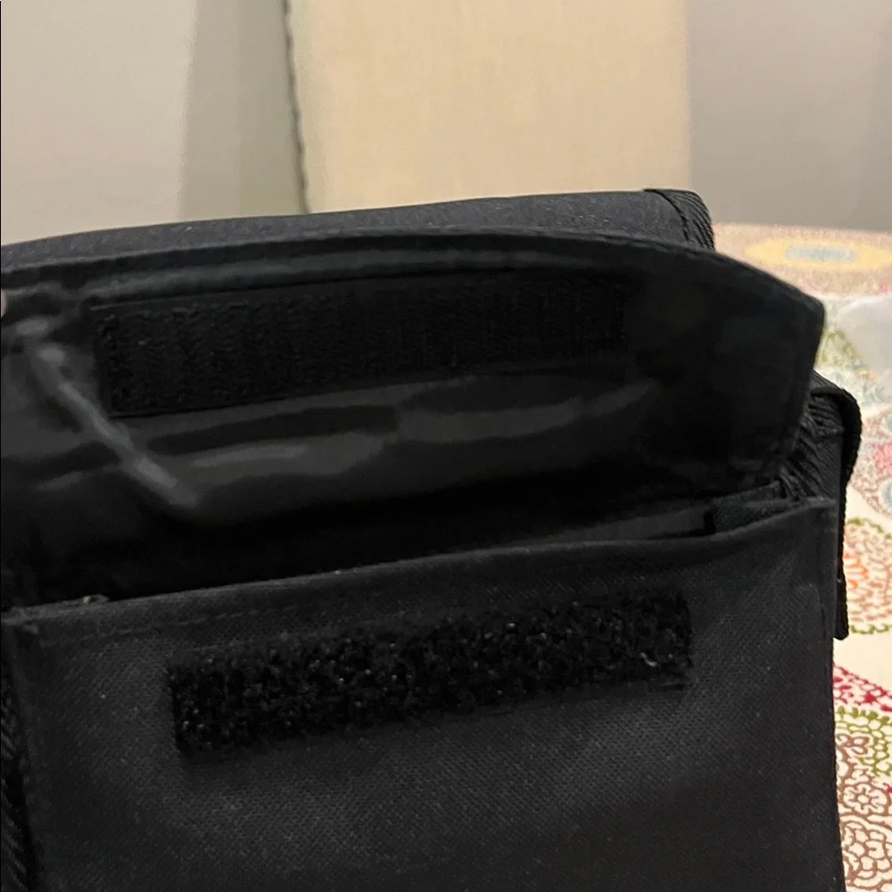 Nintendo Black Carrying Bag with Red Logo